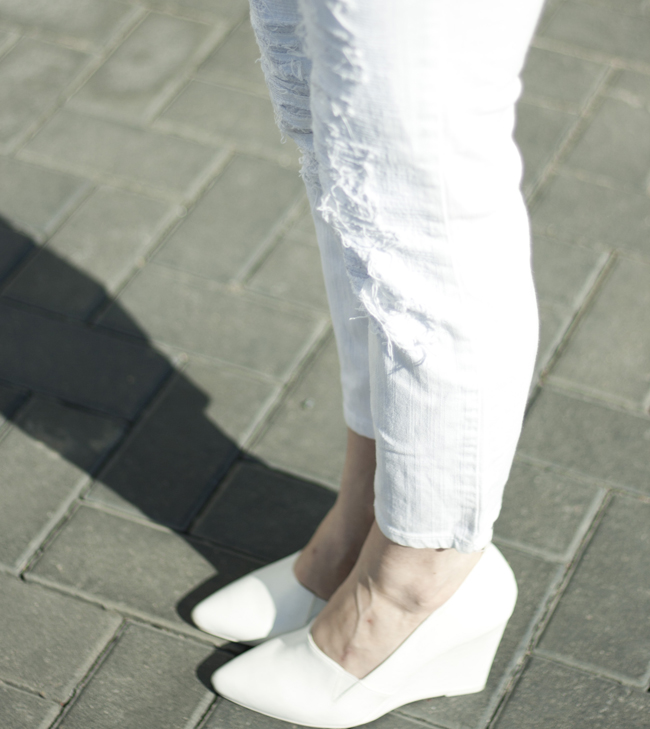 Białe buty na koturnie H&M