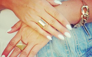 biały manicure