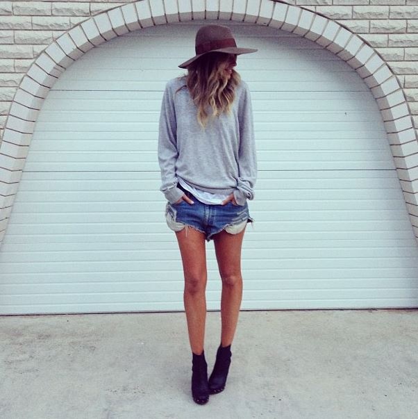 Citizen-Hems-Elle-Ferguson-denim-cutoffs-loose-grey-sweater-felt-hat