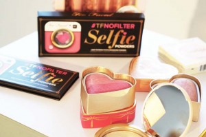 selfie powders too faced