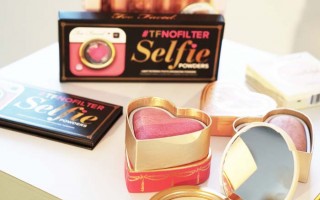 selfie powders too faced