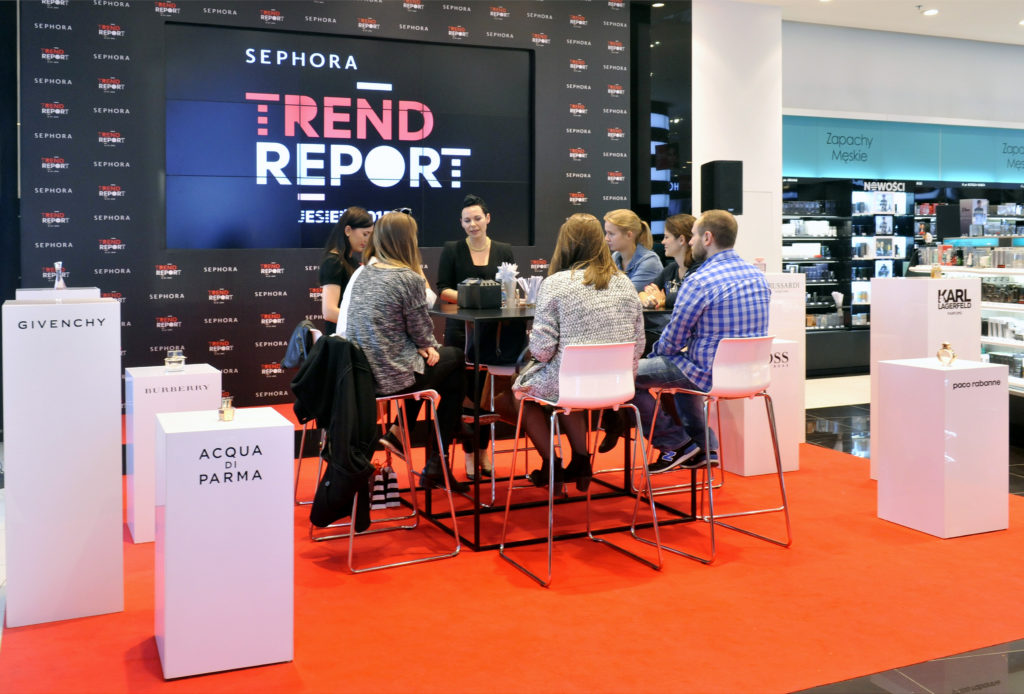 ; "Trend Report Jesien 2015" z cyklu Sephora Hot Trends - rezentacja najnowszych trendow w makijazu, pielegnacji i zapachach (02-04.10.2015), popoludnie z gwiazdami (2.dzien, sobota), C.H. Arkadia, Warszawa, 2015.10.03; fot. J. Maciej Goliszewski / EPOKA