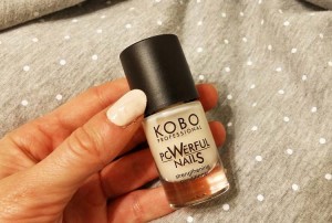 odżywka kobo powerfull nails