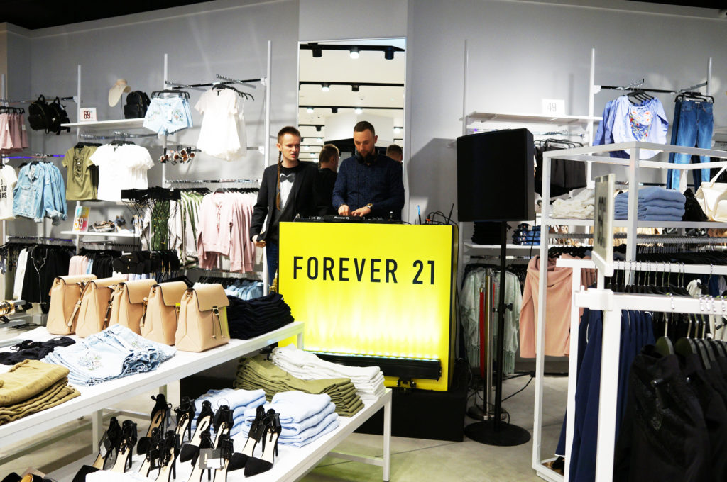 zlote tarasy forever 21