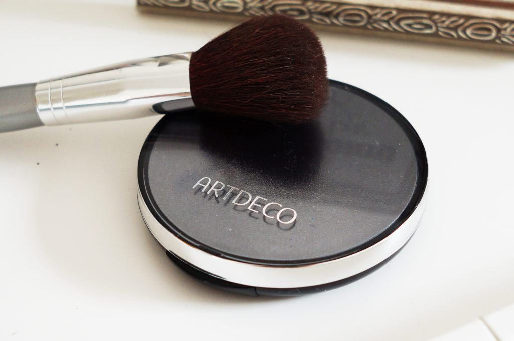 art deco puder