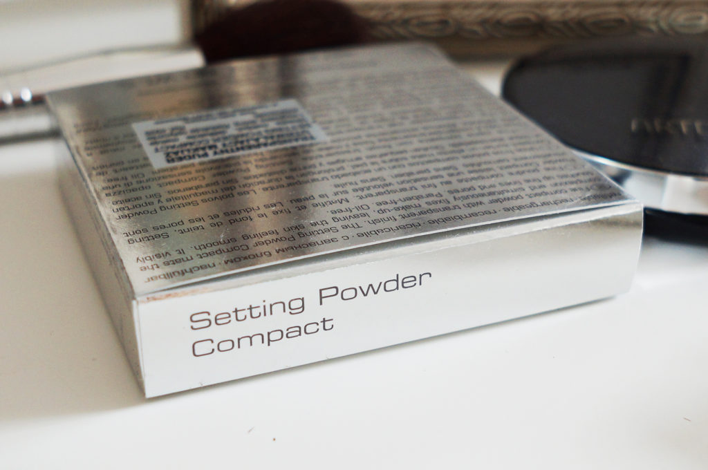 artdeco setting powder compact