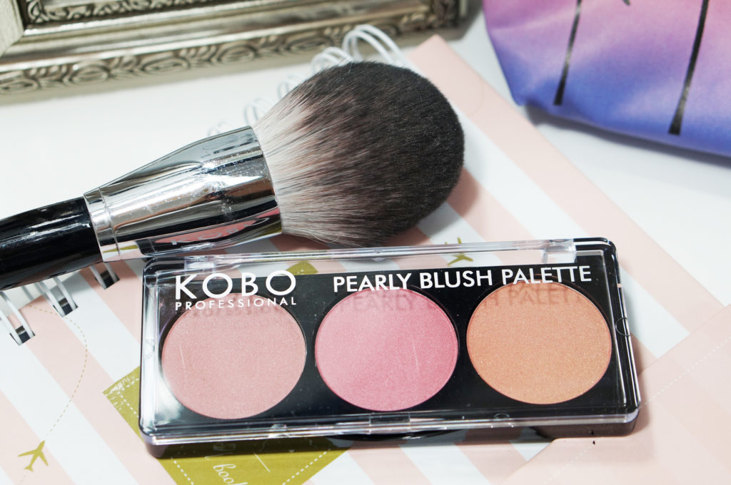 kobo pearly blush palette