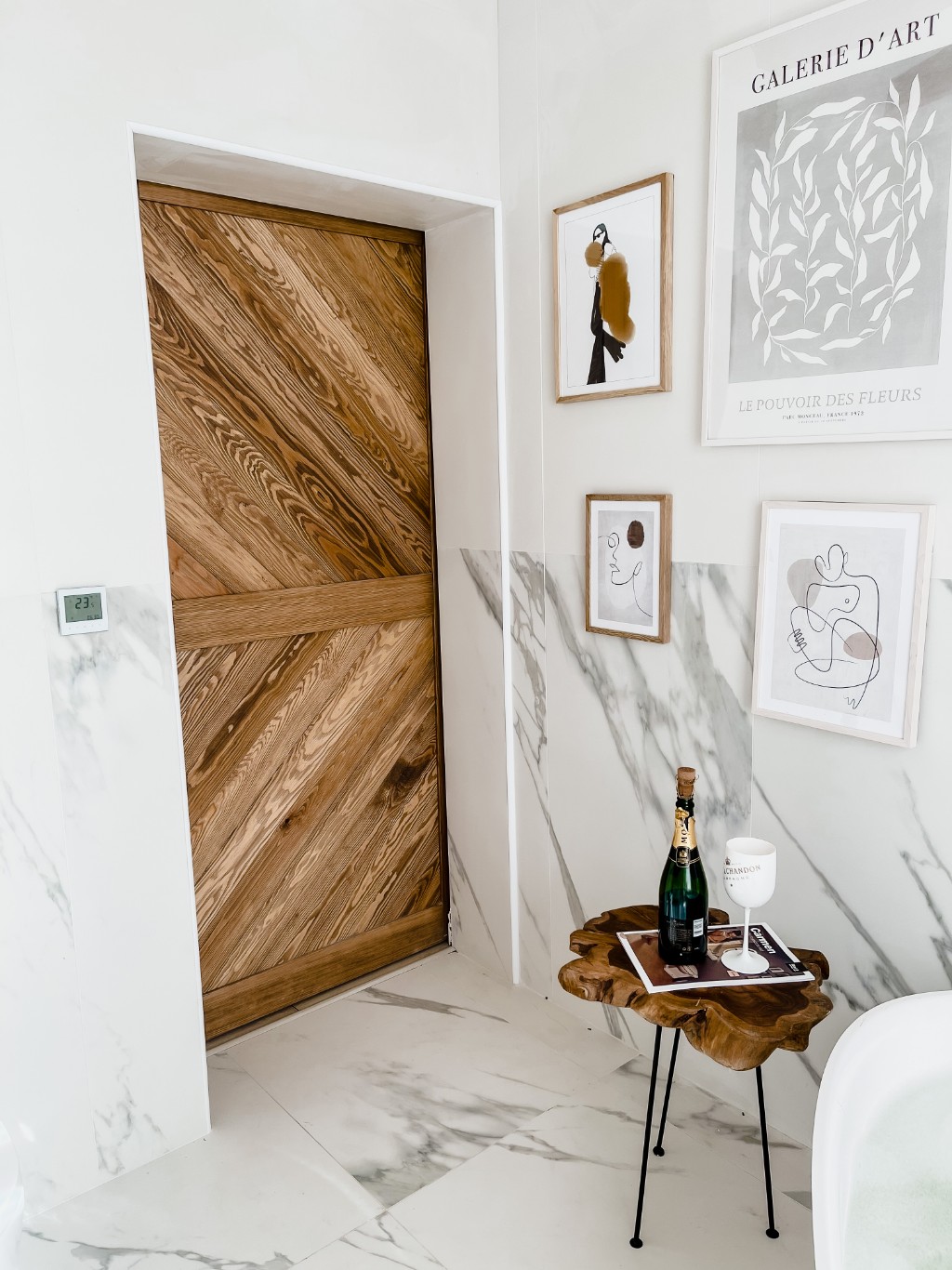łazienka drzwi drewniane