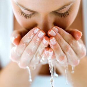 5 sposobów na skuteczne oczyszczanie twarzy – znałyście te sposoby?